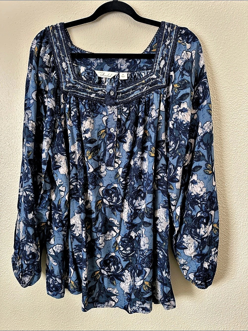 Caffè Marrakesh Floral Long Sleeves Blouse Blue & White 2X